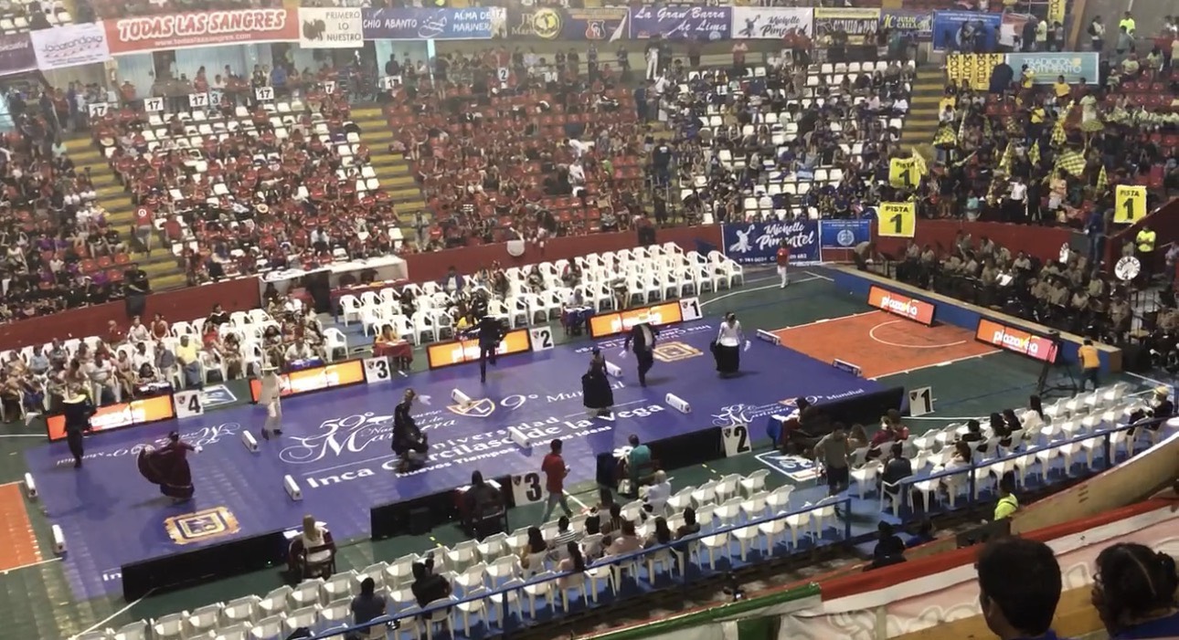 マリネラ世界大会の競技フロア
